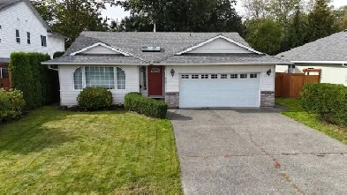 Nanaimo north end – 3 brdm home Image# 2