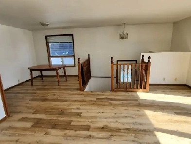 For Rent 3 bedroom duplex in Canmore AB $3650 Image# 5