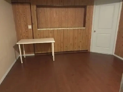 Bedroom in basement suite for rent Image# 1