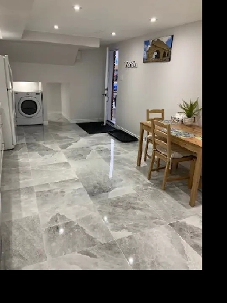 Mavis and Dundas, Mississauga Image# 1