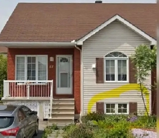 Demi-sous-sol impeccable et calme Image# 1