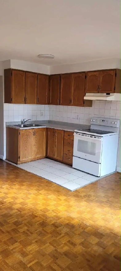 2 bedroom apt for rent downtown Toronto (sherbourne & gerrard) Image# 1