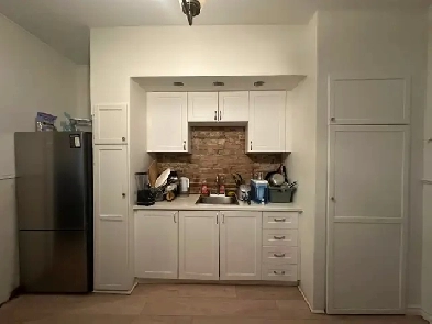 3 Bed 1 Bath for Rent - $2190 plus utilities Image# 8