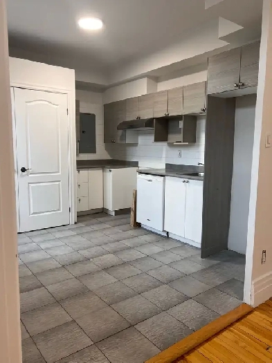 5 1/2, petite patrie a louer immédiat 3 chambres Image# 1