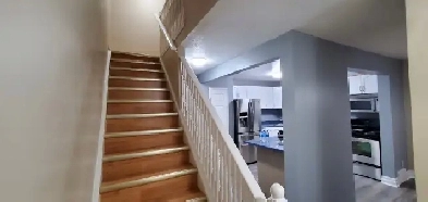 3 BR Townhouse Available, near Northland Mall / Fanshawe College Image# 1