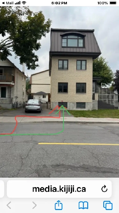 Outdoor parking spot for rent in downtown Ottawa Image# 2