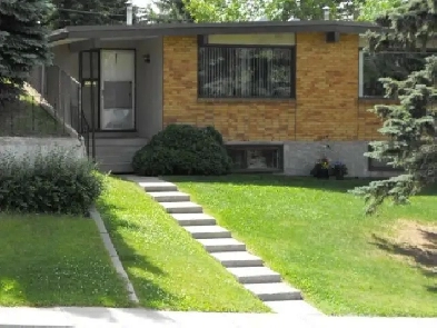 5 Bedroom Duplex for rent Image# 1