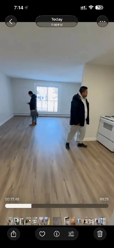 2 Bedroom Apartments in Sutherland one on 1st and  2nd Floor Image# 1