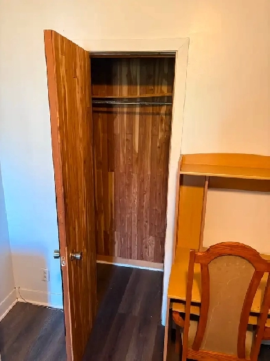 Grande chambre a louer tout inclus Image# 1