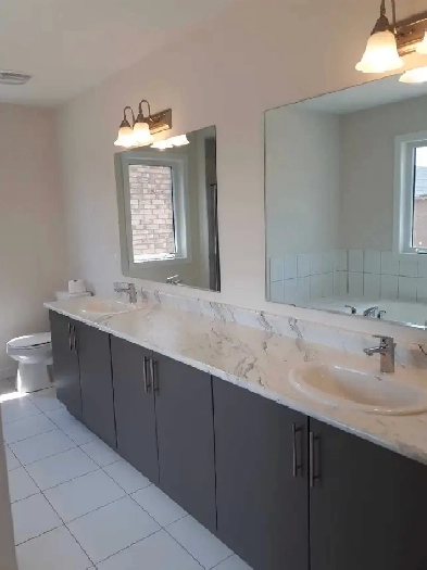 Master Bedroom for Rent in Bowmanville $1,300 Image# 1