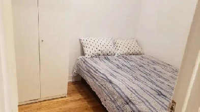 6 1/2 meublé (3 CAC - 4 Lits) TOUT INCLUS Image# 1