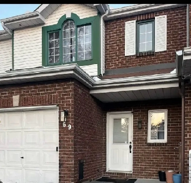 Rental House: 69 Mountshannon Drive, Nepean, Barrhaven, Ottawa Image# 1