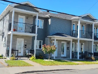 Logement 4 1/2, Valleyfield Image# 2