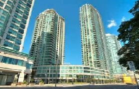 Luxury Downtown 1 Den –Utilities, Heat, Hydro & Parking Included Image# 1