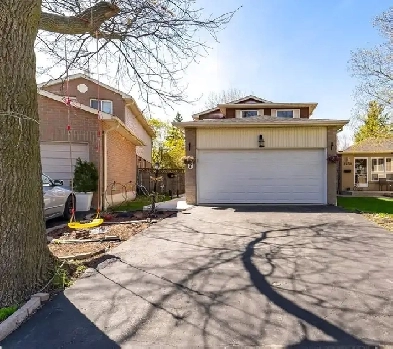 3 Beds 2.5 Baths - House For Rent - Mississauga -  Dec 1st Image# 1