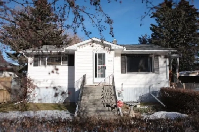 Rental: Quite house on a quiet street Image# 1