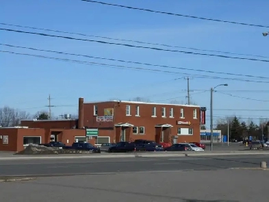 Commercial building for sale Image# 3