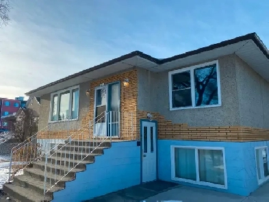 Your boutique suite in a Fourplex setting is waiting for you! Image# 1