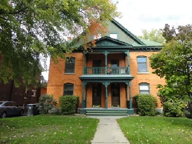 Spacious Heritage 2BR across from the Park! Image# 1