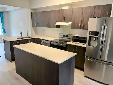 3 1 Beds Townhome in Cambridge For Rent Image# 2