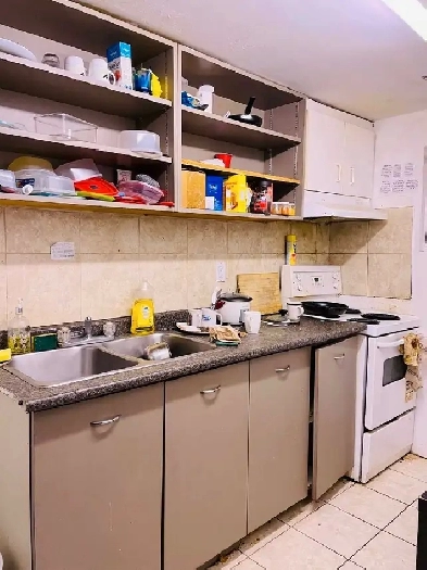 A ROOM FOR RENT IN THE BASEMENT Image# 1