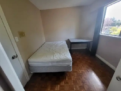 Upstairs big room, Brentwood area in Burnaby Image# 10