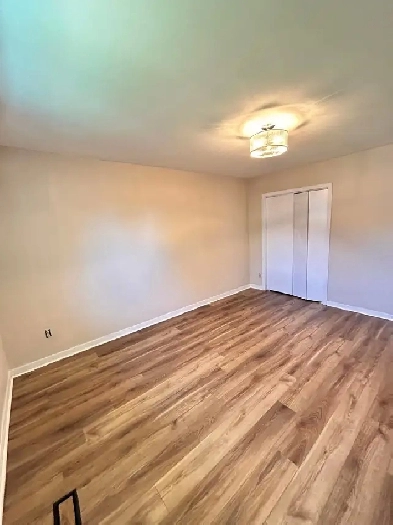 UPPER LEVEL HOME FOR RENT Image# 1