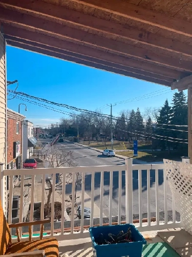 Grand 5 1/2 à louer à Longueuil, libre immédiatement Image# 1