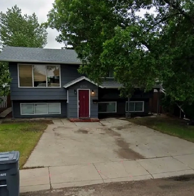 Eastside 3 Bedroom Main Floor of House - Available November 1st Image# 1