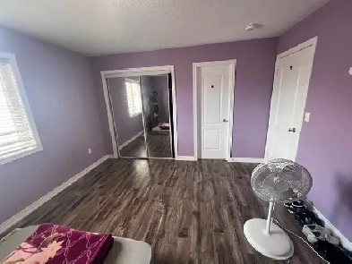 Upper floor room/ attached washroom Image# 1