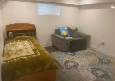 Bright basement apartment for Rent! Image# 1