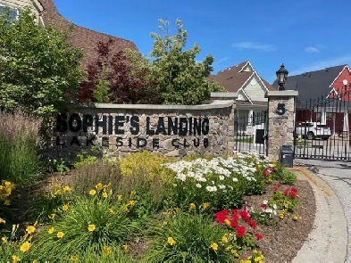 Unique rental opportunity in exclusive Lake Simcoe community Image# 1