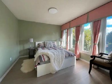 A Bedroom for rent, 2nd floor in a detached home Image# 1