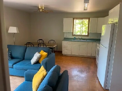 Short-Term Cottage Rental - Fairbank Lake Image# 5