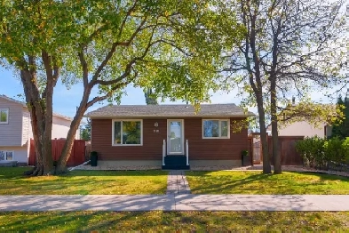 FOR SALE: Stylish, Updated & Full of Potential in St. Vital! Image# 1