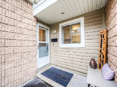 44-65 Glamis Road  - 44-65 Glamis Road House for Rent Image# 10