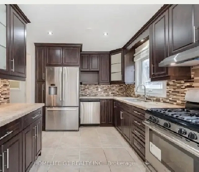 3 Bdrm Dufferin and Steels Image# 1