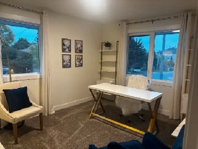 Office Space Bright and secure Image# 1