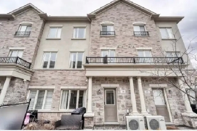 North York 3 Bedroom and 3 Bath Townhouse for Rent Image# 1