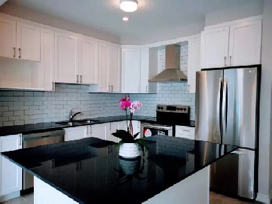 Barrhaven New 2-storey Townhome with Finished Basement Image# 1