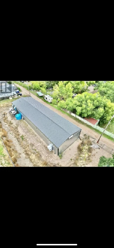 3000sq shop for rent in Craven