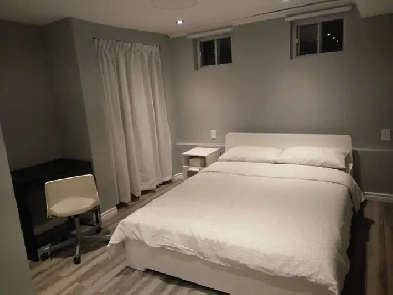 1 bed furnished Basement close to downtown Image# 1