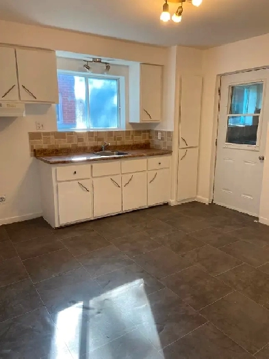 Sorel -  31/2 a louer - Disponible maintenant Image# 1