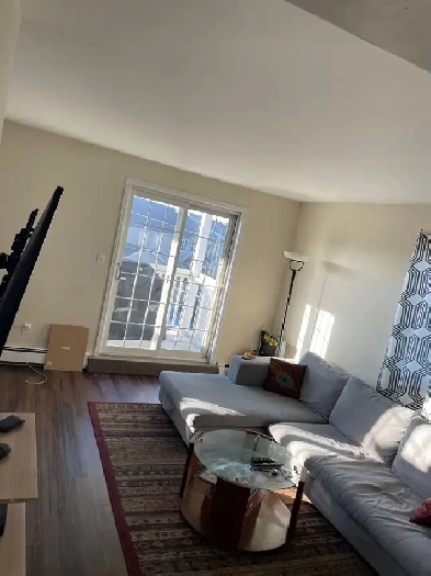 35 Montgomery Drive /  Clayton Park Image# 1