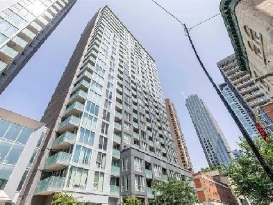 Beautiful Condo in the Heart of Downtown Montreal Image# 1