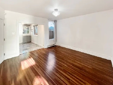 4 ½ à Lachine – 2 chambres   Bureau   Electros   AC Image# 1