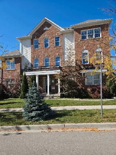 House for rent close to GO station Image# 1