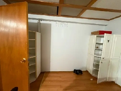 Room for rent for girls/couple Image# 1