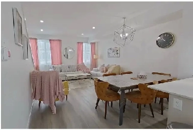 3 beds  2.5 bathrooms- Beautiful Townhouse Image# 1