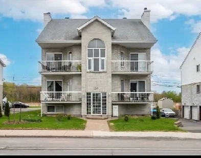 Condo 2   2 Fabreville Image# 1